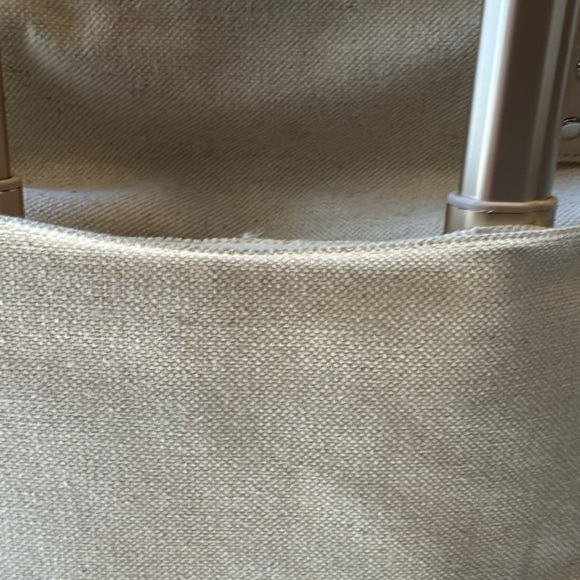 BÉIS The Weekender in Beige Patent - Picture 2 of 3